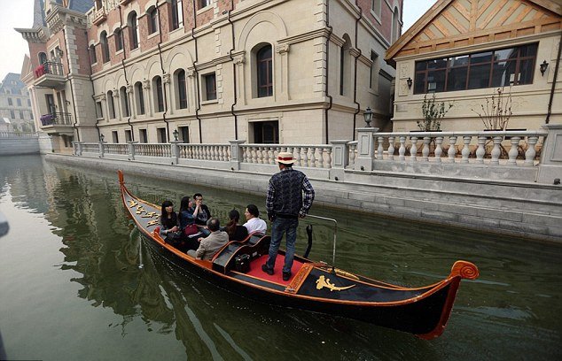 Μία βόλτα στη Βενετία της Κίνας -Ξόδεψαν σχεδόν 700 εκατ. ευρώ για να αντιγράψουν την αυθεντική [εικόνες] | iefimerida.gr 3