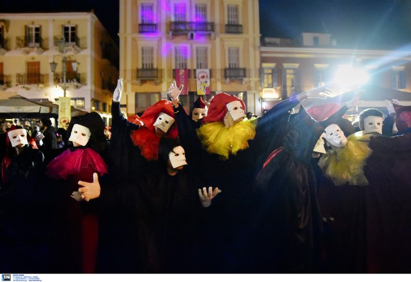 Το καρναβάλι του Ναυπλίου δεν έμοιαζε με κανένα άλλο -Με άρωμα Βενετίας... [εικόνες] | iefimerida.gr 3