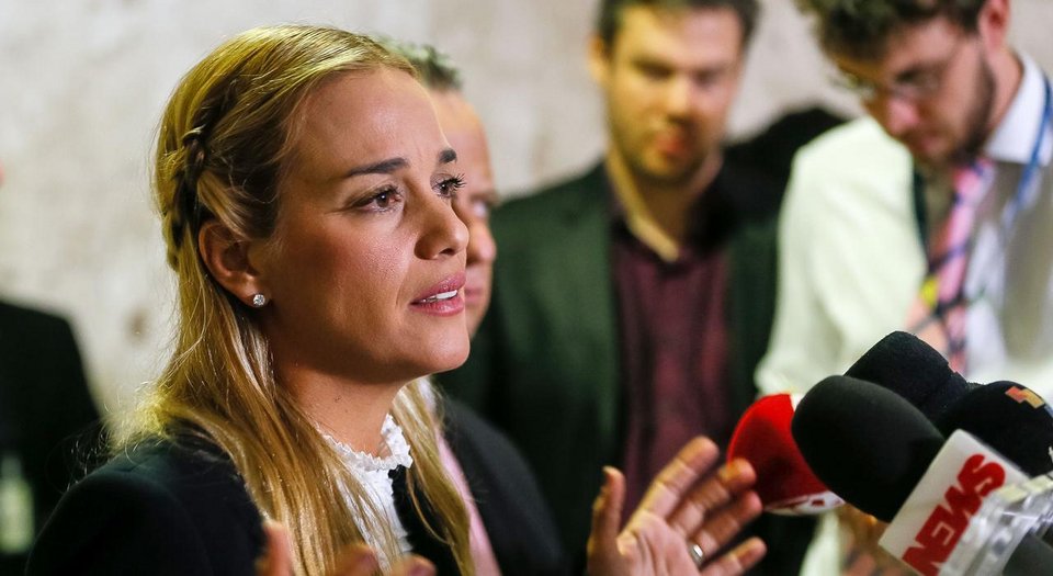 Μακρόν, Μέρκελ, Ραχόι και Μέι κάλεσαν την αντιπολίτευση της Βενεζουέλας στην Ευρώπη [εικόνες] | iefimerida.gr 2