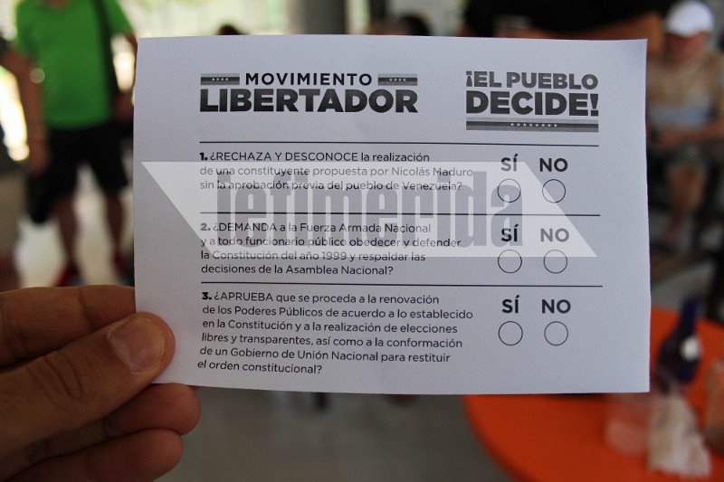 Ρεκόρ: 7 εκατομμύρια ψήφισαν στο άτυπο δημοψήφισμα της αντιπολίτευσης της Βενεζουέλας -Τι έγινε στην Ελλάδα [εικόνες] | iefimerida.gr 2