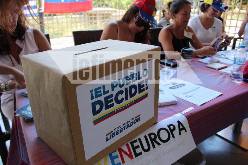 Ρεκόρ: 7 εκατομμύρια ψήφισαν στο άτυπο δημοψήφισμα της αντιπολίτευσης της Βενεζουέλας -Τι έγινε στην Ελλάδα [εικόνες] | iefimerida.gr 3