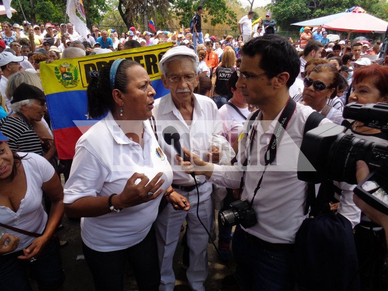 Ο Μαδούρο τυπώνει χαρτονομίσματα μεγαλύτερης αξίας -Οργιο φημών για χρεοκοπία [εικόνες] | iefimerida.gr 2