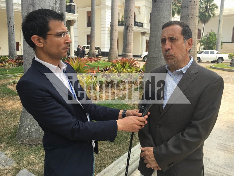 Ο Μαδούρο τυπώνει χαρτονομίσματα μεγαλύτερης αξίας -Οργιο φημών για χρεοκοπία [εικόνες] | iefimerida.gr 5