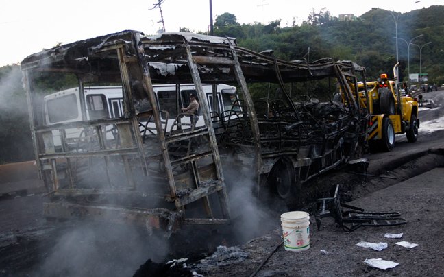 Σοκ στη Βενεζουέλα- Απανθρακώθηκαν άνθρωποι [σκληρές εικόνες] | iefimerida.gr 0
