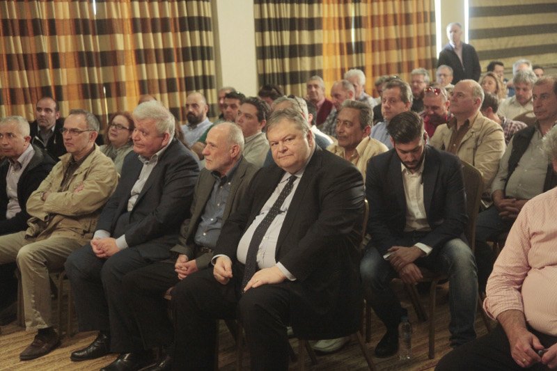 Βενιζέλος: Τι πρέπει να κάνει η νέα ηγεσία του ΠΑΣΟΚ - Θα έχουμε εξελίξεις τον Ιούνιο | iefimerida.gr 1