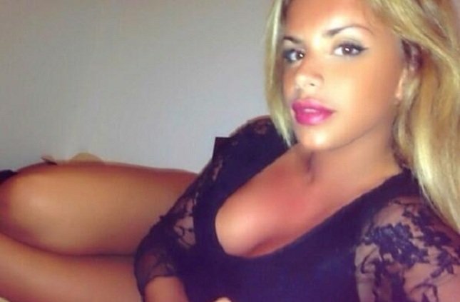 Ροζ σκάνδαλο για τον Μπαλοτέλι: Στο κρεβάτι με τον αδελφό του και γνωστό μοντέλο [εικόνες] | iefimerida.gr 2