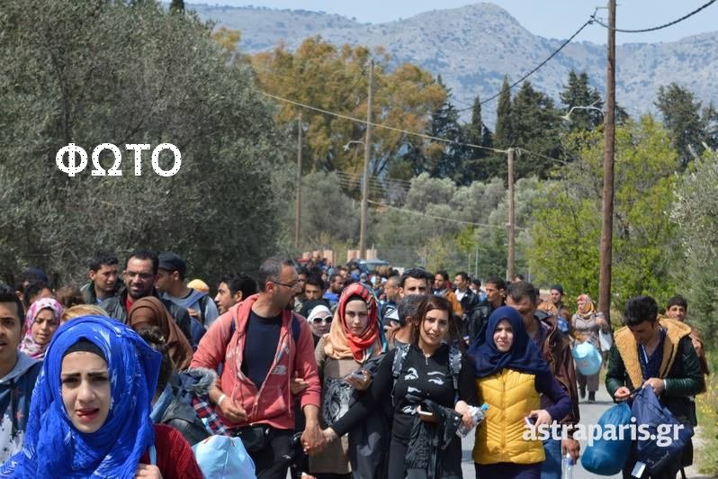 Η απόδραση των μεταναστών από το hotspot Χίου -Εκοψαν τα συρματοπλέγματα και έφυγαν [εικόνες & βίντεο] | iefimerida.gr 5