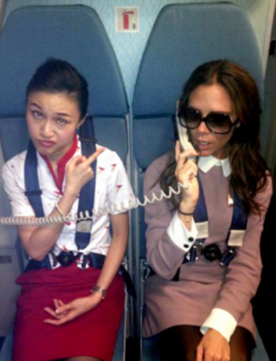 Σπάνια επίδειξη του χιούμορ της Βικτόρια Μπέκαμ [εικόνες] | iefimerida.gr 1