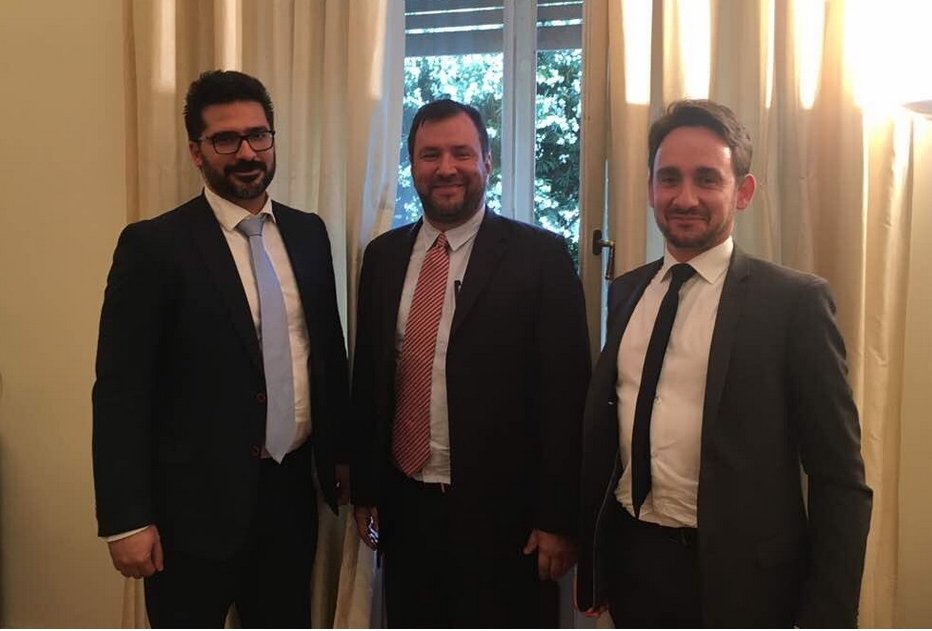 Αποκλειστικό: Τι ζήτησε από την ελληνική κυβέρνηση ο υφυπουργός Εξωτερικών του Μαδούρο που επισκέφθηκε την Ελλάδα [εικόνες] | iefimerida.gr 1