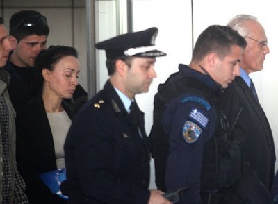 Βίκυ Σταμάτη: «Τσαλακωμένη», χωρίς χειροπέδες και μακιγιάζ στο δικαστήριο [εικόνες] | iefimerida.gr 1