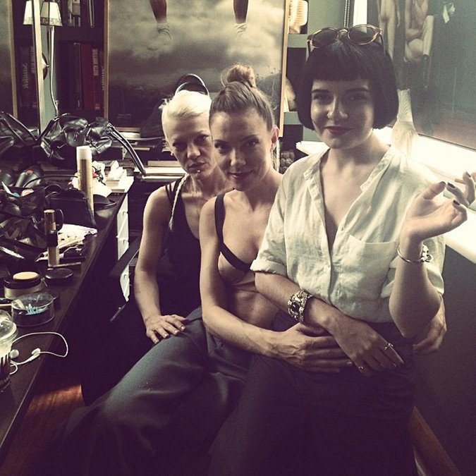 Η Βίκυ Καγιά βάζει φωτιά στο Instagram με το σουτιέν της [εικόνες] | iefimerida.gr 1