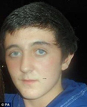 Απίστευτο: Τον μαχαίρωσαν για να του κλέψουν το ποδήλατο [εικόνες & βίντεο]  | iefimerida.gr 0