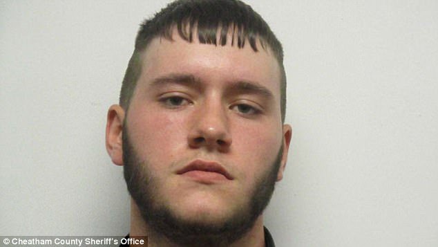 Αστυνομικοί βασανίζουν 18χρονο κρατούμενο με taser [βίντεο]  | iefimerida.gr 1