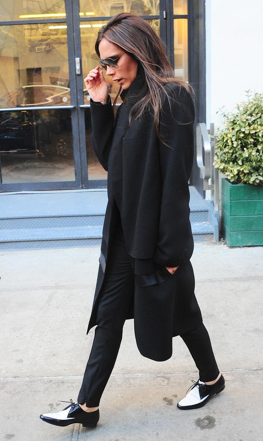 Η Βικτόρια Μπέκαμ δεν θα ξαναφορέσει τακούνια -Ζήτω τα μπάσκετ! [εικόνες] | iefimerida.gr 0