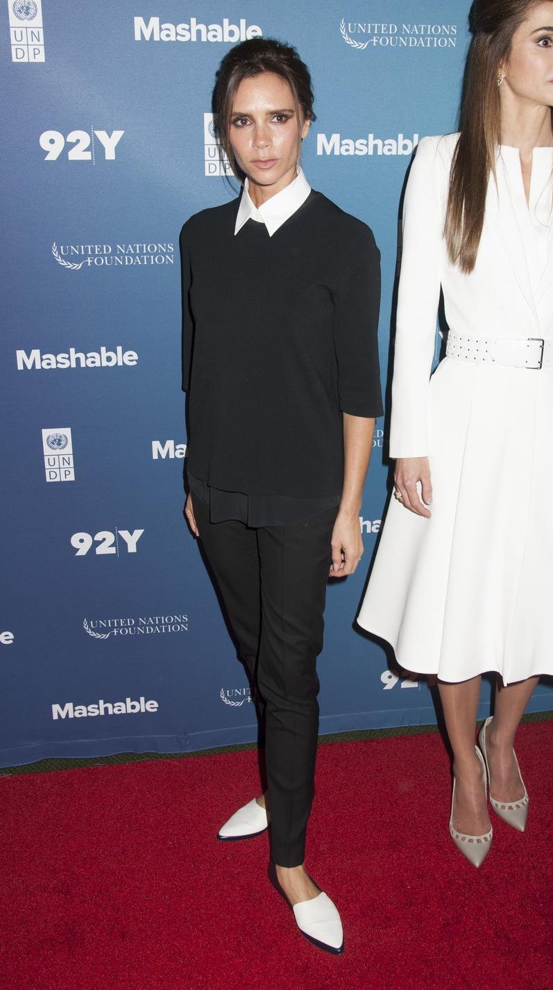 Η Βικτόρια Μπέκαμ δεν θα ξαναφορέσει τακούνια -Ζήτω τα μπάσκετ! [εικόνες] | iefimerida.gr 1