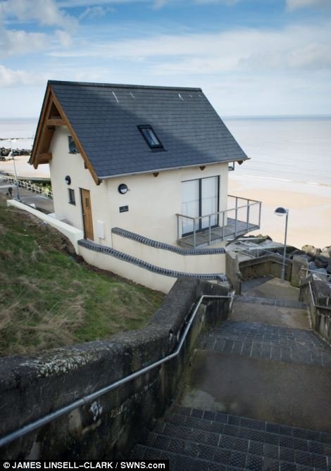 Μεταμόρφωσε μια βικτωριανή τουαλέτα σε χλιδάτο σπίτι -Καρέ-καρέ η απίστευτη αλλαγή [εικόνες] | iefimerida.gr 3