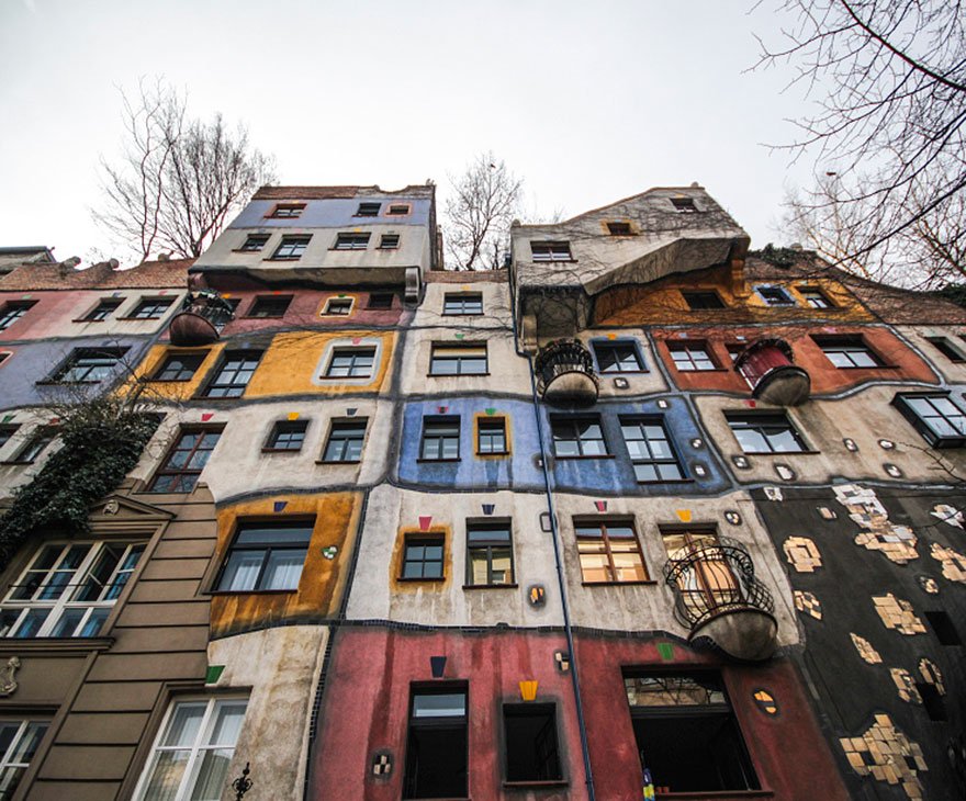 Ενα... τρελό ζευγάρι: Παραιτήθηκαν από τις δουλειές τους και ταξιδεύουν στον κόσμο [εικόνες] | iefimerida.gr 2