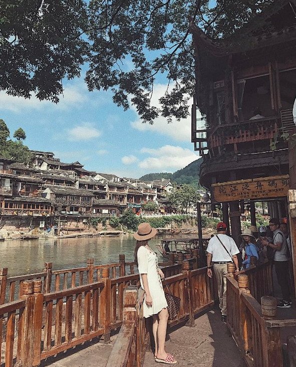 Η παραμυθένια πόλη των 1.300 ετών που είναι καλυμμένη από πράσινα και γκρι βρύα [εικόνες] | iefimerida.gr 2