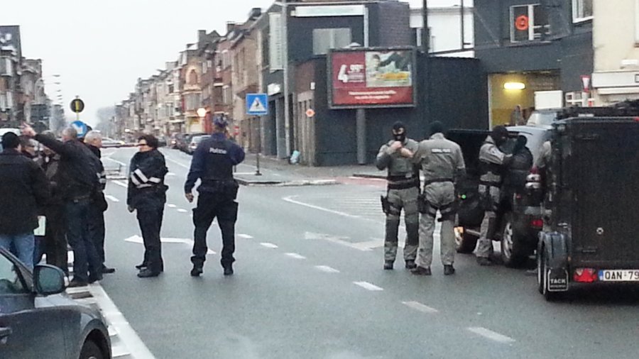 Λήξη συναγερμού στο Βέλγιο: Συνελήφθησαν οι ένοπλοι που κρατούσαν όμηρο [εικόνες] | iefimerida.gr 2