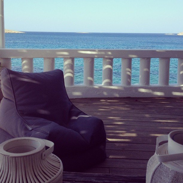 H Βίκυ Καγιά διαφημίζει το υπέροχο σώμα και το μπικίνι της, τον ντάκο και το σούσι που τρώει [εικόνες] | iefimerida.gr 7