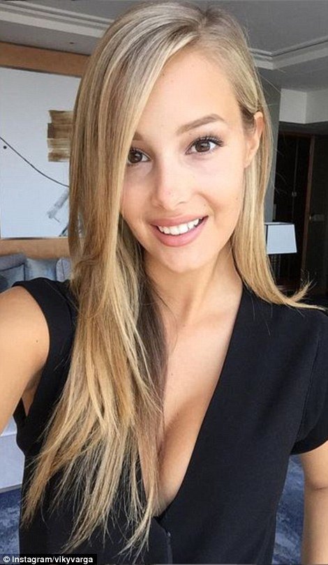 Οι πανέμορφες WAGS που βάζουν «φωτιά» στην Πρέμιερ Λιγκ | iefimerida.gr 10