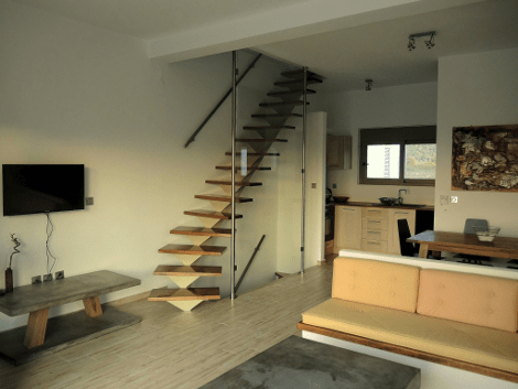 Η βουλευτής της ΔΗΜΑΡ Νίκη Φούντα έγινε ξενοδόχος -Πολυτελείς κατοικίες σε βιομηχανικό στιλ με απέραντη θέα στον Αμβρακικό [εικόνες] | iefimerida.gr 11