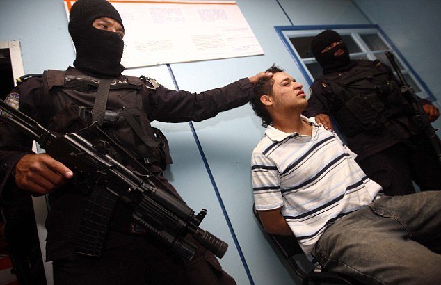 Αυτή είναι η πιο βίαια πόλη στον πλανήτη-Τρεις δολοφονίες κάθε μέρα [εικόνες]  | iefimerida.gr 2