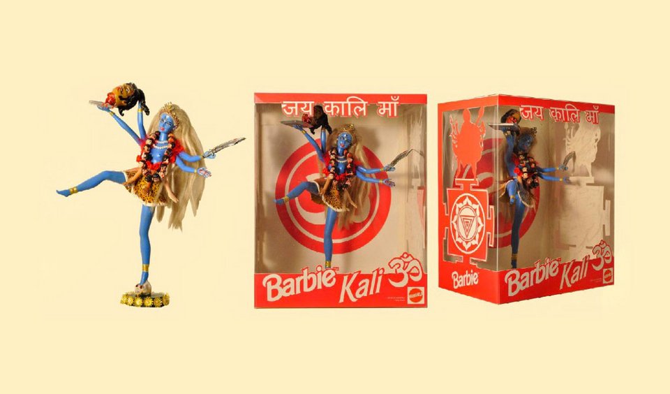 Σάλος με τις Μπάρμπι που μοιάζουν με την Παναγιά και τον Κεν σε ρόλο... Εσταυρωμένου [εικόνες&βίντεο] | iefimerida.gr 7