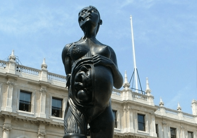 Τα 10 πιο τρομακτικά αγάλματα του κόσμου -Επιβλητικά έργα τέχνης που «παγώνουν» το αίμα [εικόνες] | iefimerida.gr 6