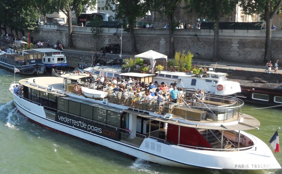 Οι 7 πιο δημοφιλείς προορισμοί για διακοπές χλιδής -Ποια ελληνικά νησιά βρίσκονται στη λίστα [εικόνες] | iefimerida.gr 0