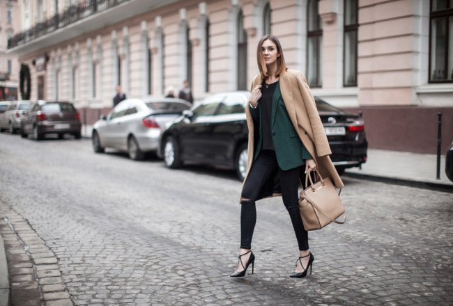 Ετσι ντύνονται οι πετυχημένες- Με αυτά τα στιλιστικά κόλπα πήραν προαγωγή [εικόνες] | iefimerida.gr 1