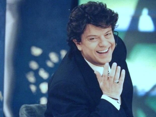 Οταν ο μεγαλύτερος ροκ-σταρ της χώρας είπε «αντίο»: Εντεκα χρόνια χωρίς τον Βλάση Μπονάτσο [εικόνες] | iefimerida.gr 4