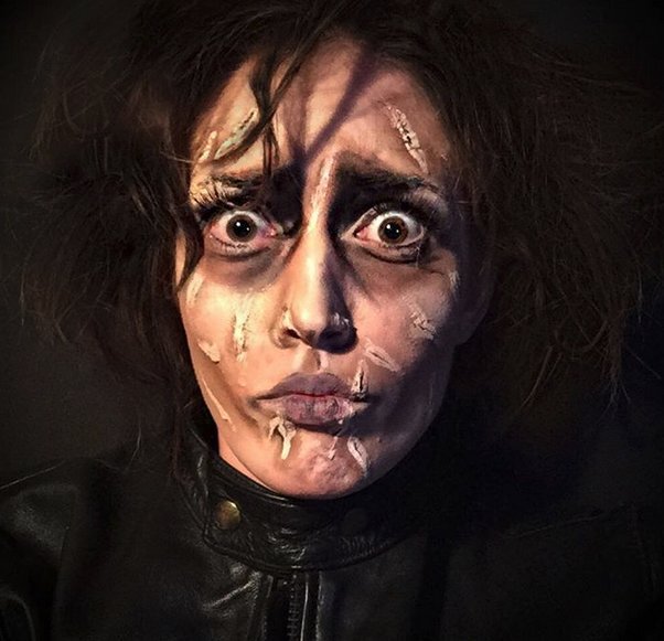 H γυναίκα -χαμαιλέοντας: Μακιγιέζ μεταμορφώνεται σε διασημότητες με τα πινέλα της [εικόνες]  | iefimerida.gr 4