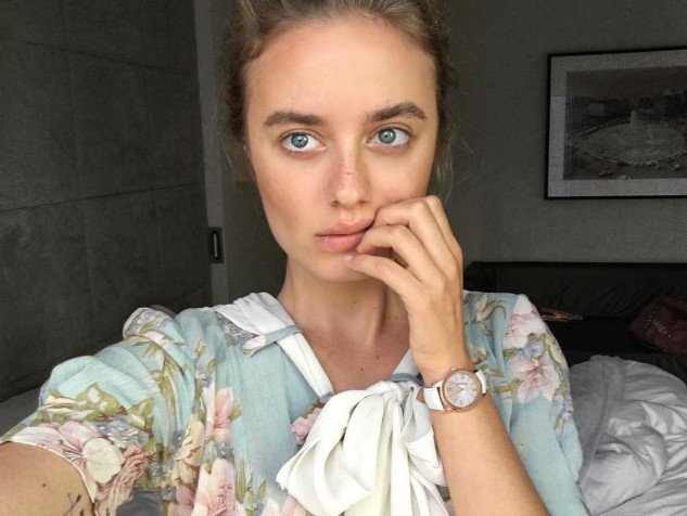 Η Ρωσίδα βασίλισσα του Youtube ποστάρει μαγεμένη από την Ελλάδα [εικόνες] | iefimerida.gr 9