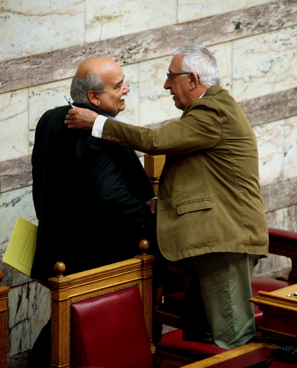 Μια νέα βουλή, χωρίς τη Ζωή -Νέος πρόεδρος ο Βούτσης | iefimerida.gr 0