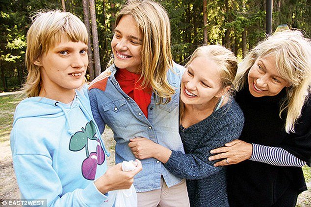 Εδιωξαν από καφετέρια τη διπολική αδελφή της Νατάλια Βοντιάνοβα [εικόνες] | iefimerida.gr 1