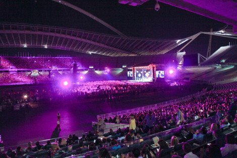 Μια χώρα μια φωνή: Κατάμεστο το ΟΑΚΑ στη συναυλία των κριτών του The Voice για τη στήριξη της «Αποστολής» [εικόνες] | iefimerida.gr 1