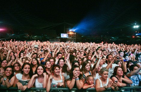 Μια χώρα μια φωνή: Κατάμεστο το ΟΑΚΑ στη συναυλία των κριτών του The Voice για τη στήριξη της «Αποστολής» [εικόνες] | iefimerida.gr 3