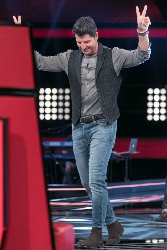 Πρεμιέρα για το «The Voice» με παρουσιαστή τον Καπουτζίδη -Ξεκίνησαν οι Blind Auditions [εικόνες] | iefimerida.gr 1