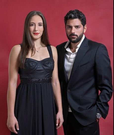 Η πασαρέλα της Α1 γυναικών βόλεϊ -Σέξι αθλήτριες φωτογραφίζονται με τους προπονητές τους [εικόνες] | iefimerida.gr 0