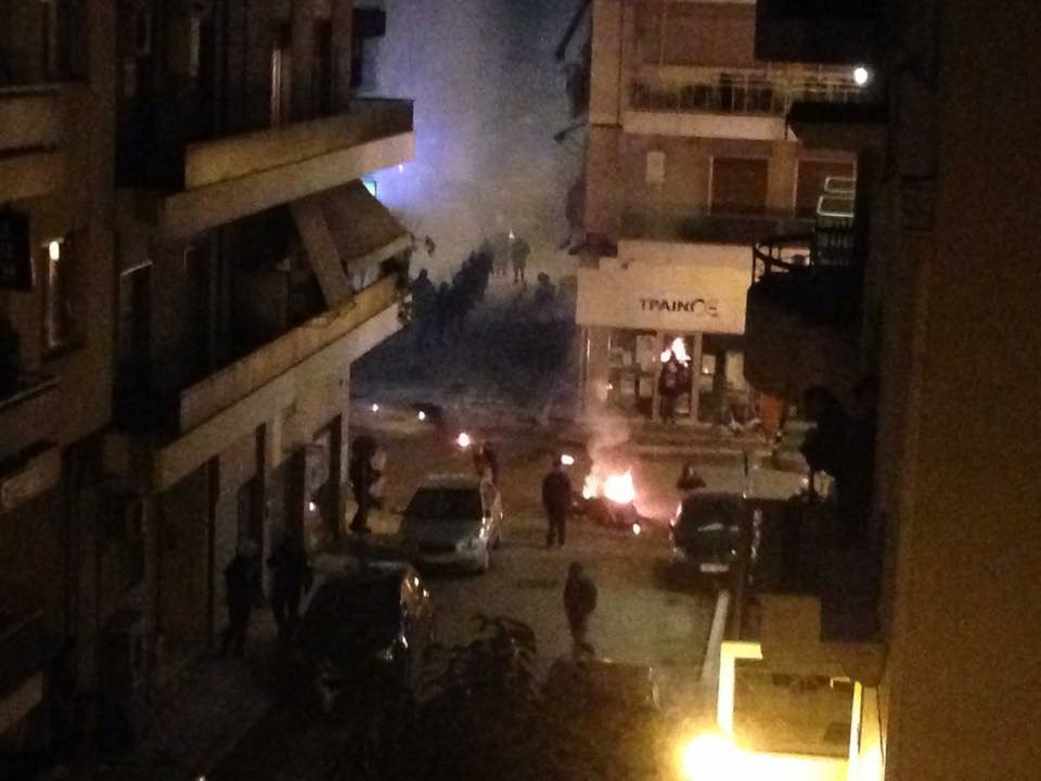 Επεισόδια και βανδαλισμοί στην επέτειο μνήμης του Γρηγορόπουλου | iefimerida.gr 7