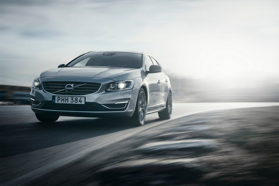 H Polestar δημιούργησε ειδικές εκδόσεις των Volvo S60 και V60 για τον τίτλο στο WTCC | iefimerida.gr 1