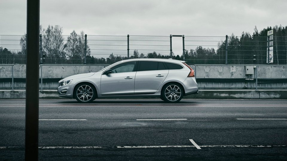 H Polestar δημιούργησε ειδικές εκδόσεις των Volvo S60 και V60 για τον τίτλο στο WTCC | iefimerida.gr 2