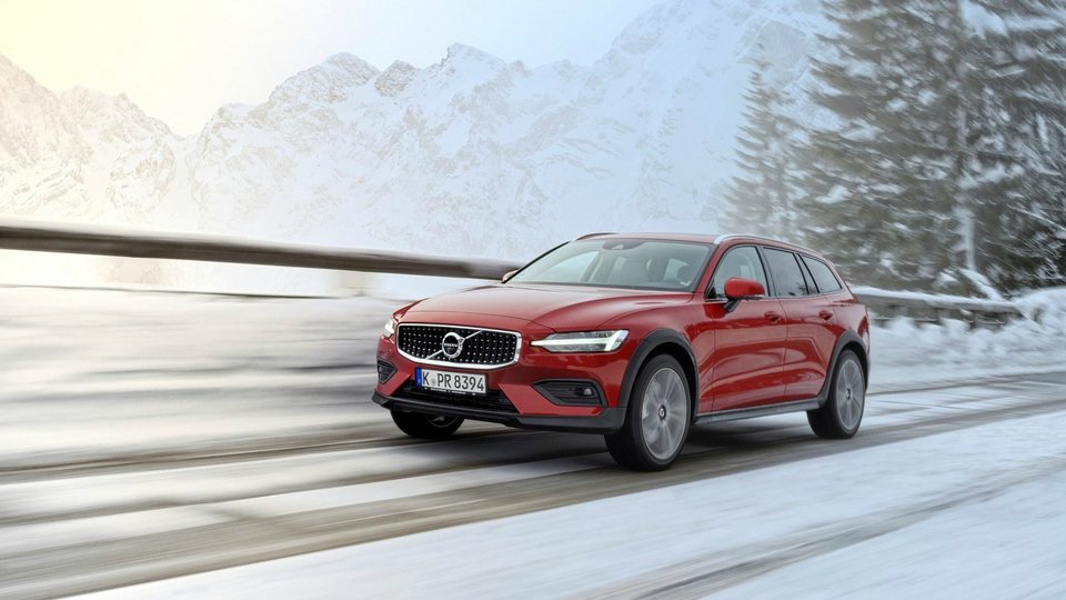 Το νέο V60 Cross Country στην ελληνική αγορά | iefimerida.gr 0