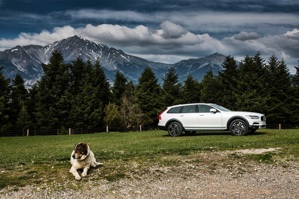 To Volvo V90 Cross Country είναι διαθέσιμο και στην Ελλάδα [εικόνες] | iefimerida.gr 2