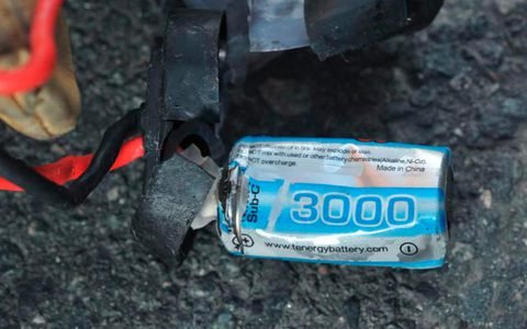 Σε χύτρες γεμάτες με καρφιά, λεπίδες και ρουλεμάν οι βόμβες στο μακελειό της Βοστώνης [εικόνες] | iefimerida.gr 1