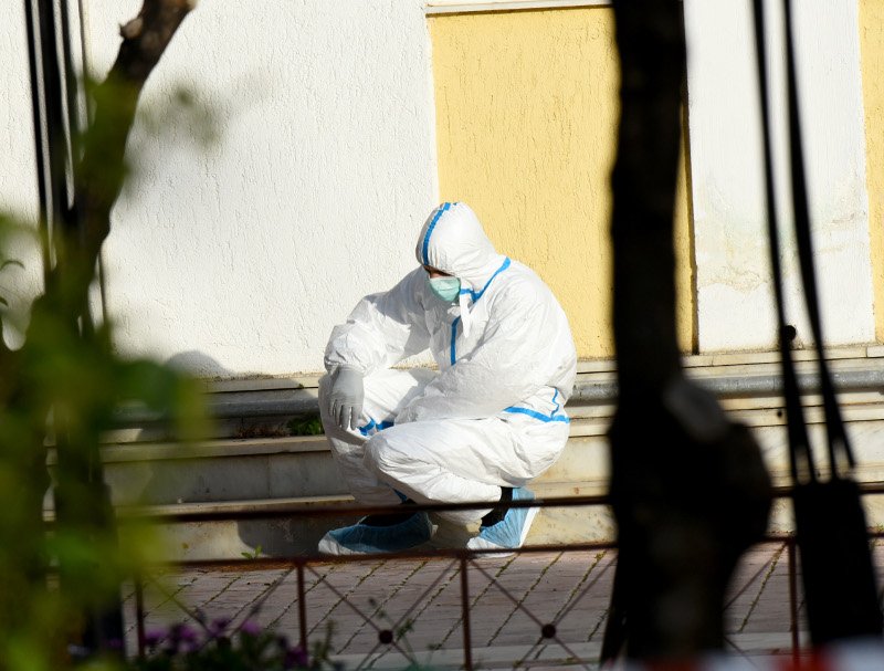 Εβαλαν εκρηκτικό μηχανισμό πίσω από το Α.Τ. Δάφνης: «Είναι για τον Λάμπρο» [εικόνες] | iefimerida.gr 4