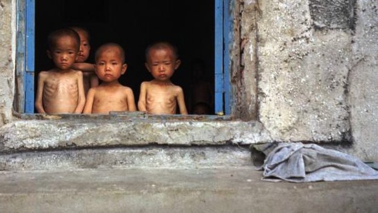 Τρώνε τα παιδιά τους από την πείνα στην Βόρεια Κορέα [εικόνες]  | iefimerida.gr 0