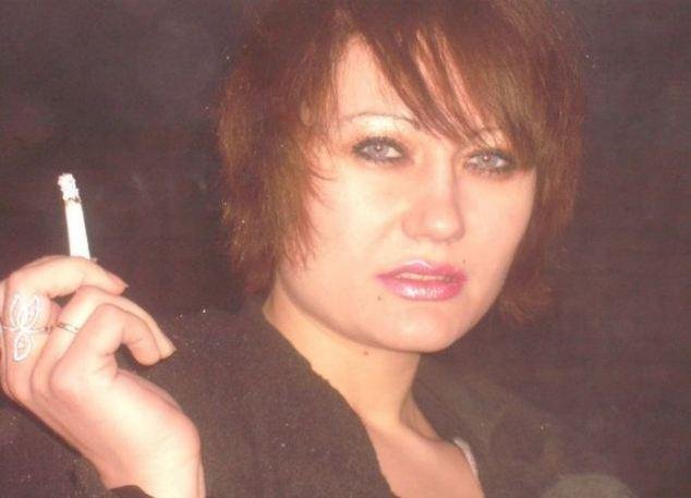 Η υπουργός Εξωτερικών που δεν μπορεί να μείνει ντυμένη -Προωθεί με το μαγιό την ανεξαρτησία του Λουγκάνσκ [εικόνες] | iefimerida.gr 4