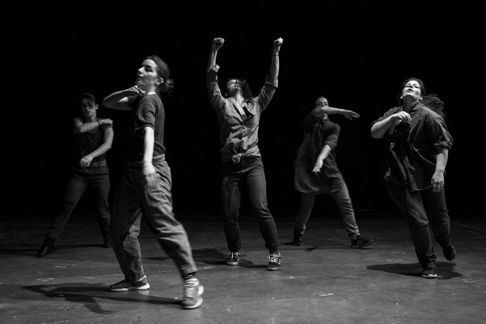  Δύο ξεχωριστές χορογραφίες σε μία βραδιά – Ο Ρίτσος και η υπέρβαση, από δύο νέες ομάδες χορού [εικόνες, βίντεο] | iefimerida.gr 3